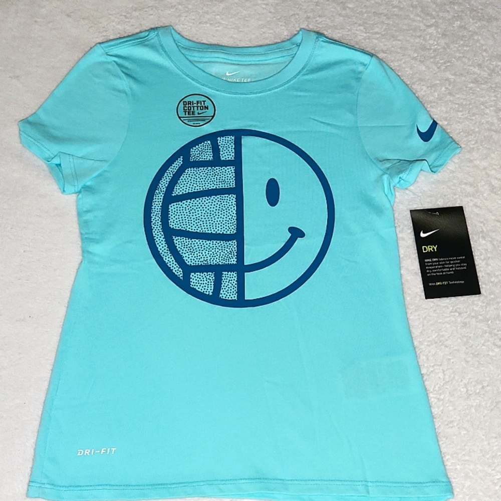NWT Nike